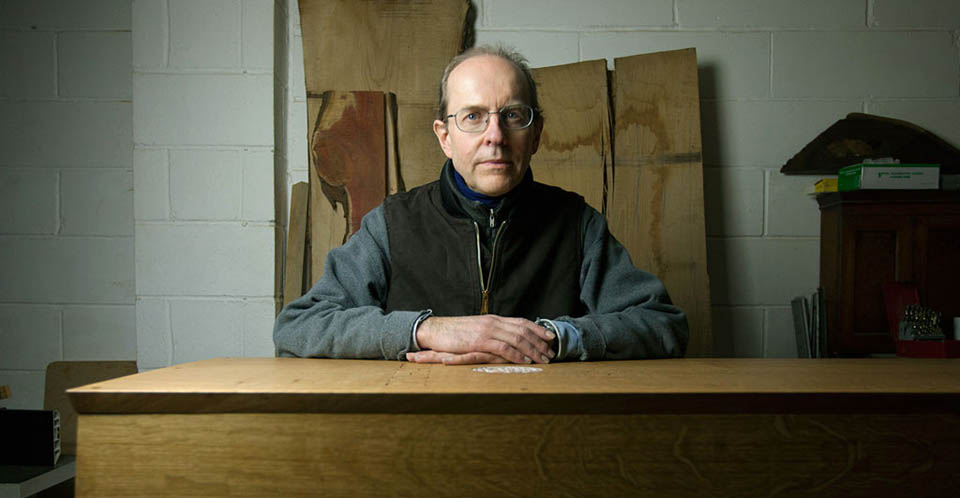 Michael Ibsen with coffin of Richard III